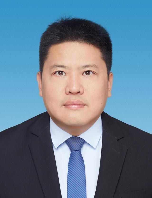 重庆市最新领导班子,重庆市最新领导班子的新气象与新期待，重庆市领导团队新气象，新领导班子的展望与期待